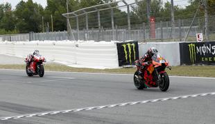 MotoGP: Zmaga za Oliveiro, kazen za Quartararoja