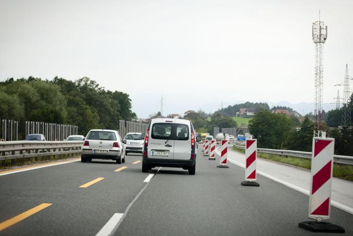 Gneča na cestah tudi na zadnjo avgustovsko nedeljo