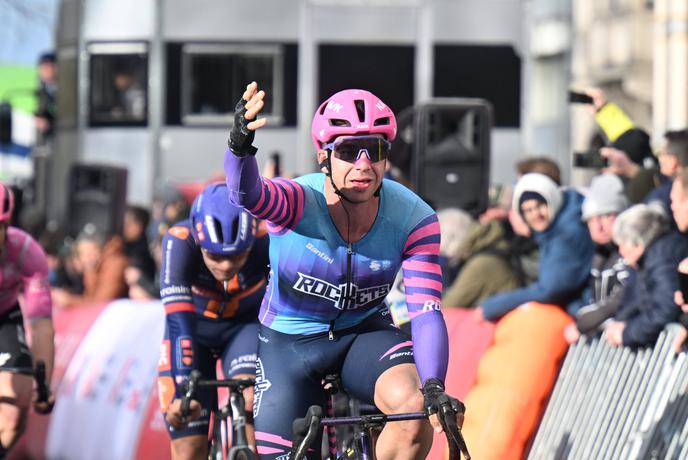 Dylan Groenewegen še do tretje zmage v petih dneh