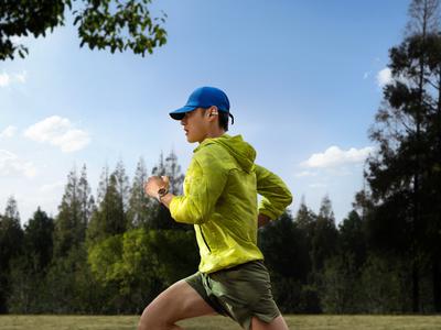 Pametne ure Huawei dobile brezstično plačevanje brez telefona