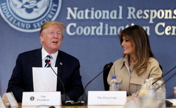 Donald in Melania Trump po poročanju britanskih tabloidov julija skupaj prihajata na obisk v Veliko Britanijo. | Foto: Reuters