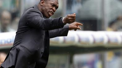 Seedorf ostal brez službe v Kamerunu