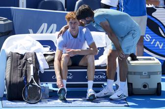 Sinner predal finale v Cincinnatiju, zmaga Alcarazu, lovorika tudi za Swiatek