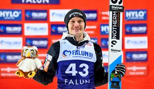 Lanišek le za novim rekorderjem, ki je prehitel Ahonena, Hrgota tekmo ocenil kot odlično #video