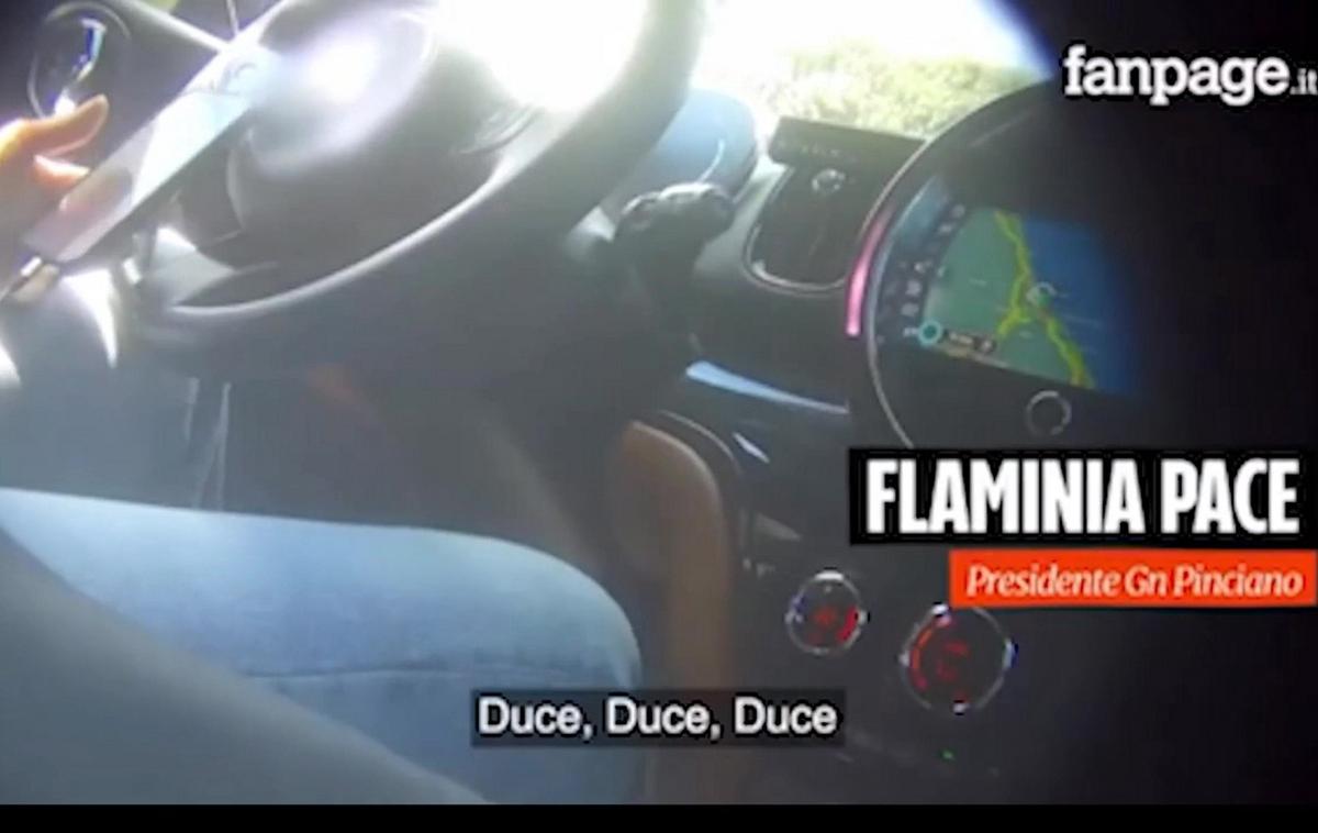 DuceDuce | Skrita kamera v avtomobilu, ki je posnela sovraštva polne izjave Flaminie Pace.  | Foto Profimedia