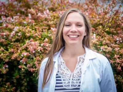 Madžarka, ki slovensko cvetje prodaja po vsem svetu