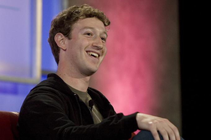 Mark Zuckerberg leta 2007. Takrat so ga že začeli vabiti na praktično vsako konferenco, na kateri so vsaj malo govorili o internetu, saj je bilo že jasno, da bo njegov Facebook velika uspešnica.  | Foto: Reuters