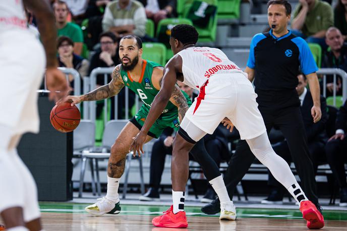 Justin Cobbs Cedevita Olimpija | Justin Cobbs si je poškodoval zadnjo stegensko mišico. | Foto Grega Valančič/www.alesfevzer.com