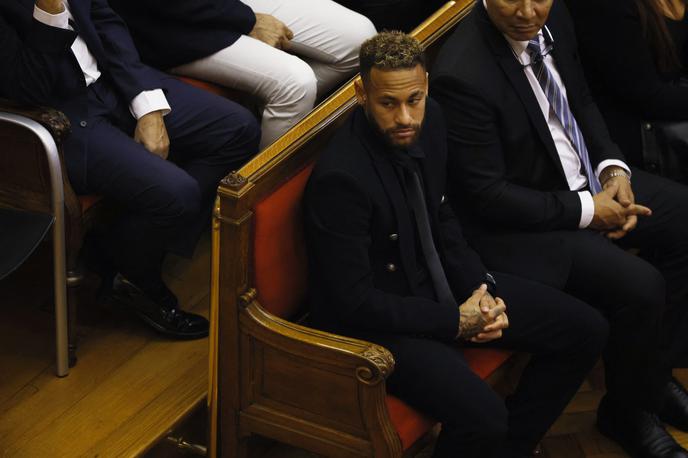 Neymar sodišče | Neymar v torek dopoldne na sodišču v Madridu | Foto Reuters