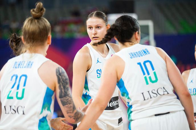 slovenska ženska košarkarska reprezentanca Slovenija : Francija Ajša Sivka | Foto Siniša Kanižaj/Sportida