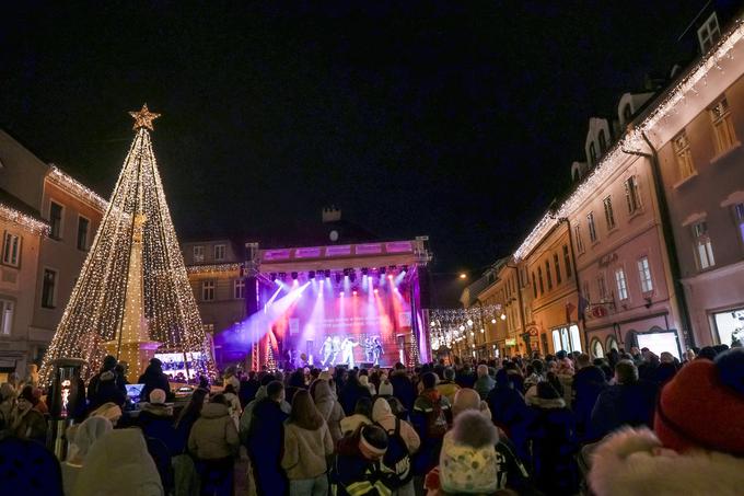 Kranj prižig lučk | Foto: Mediaspeed