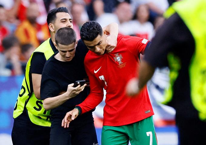 Cristiano Ronaldo selfie | Foto: Reuters