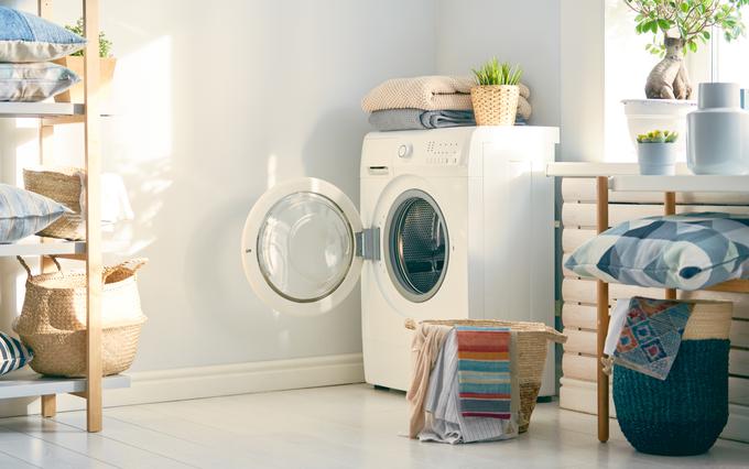 Med največjimi porabniki električne energije v gospodinjstvu so pralni in pomivalni stroji. | Foto: Getty Images