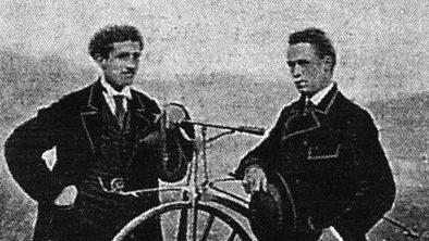 Prvo kolesarsko dirko priredili Francozi, dobil pa jo je Anglež