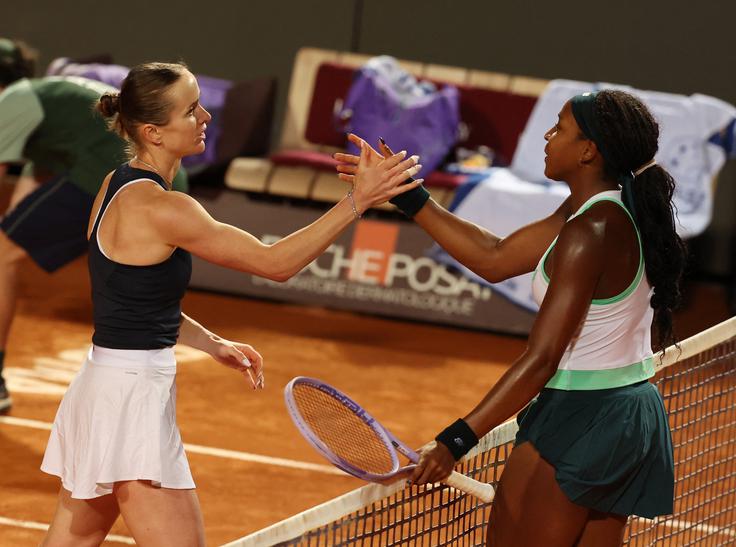 Elina Svitolina je odpravila Coco Gauff v treh nizih. | Foto: Reuters