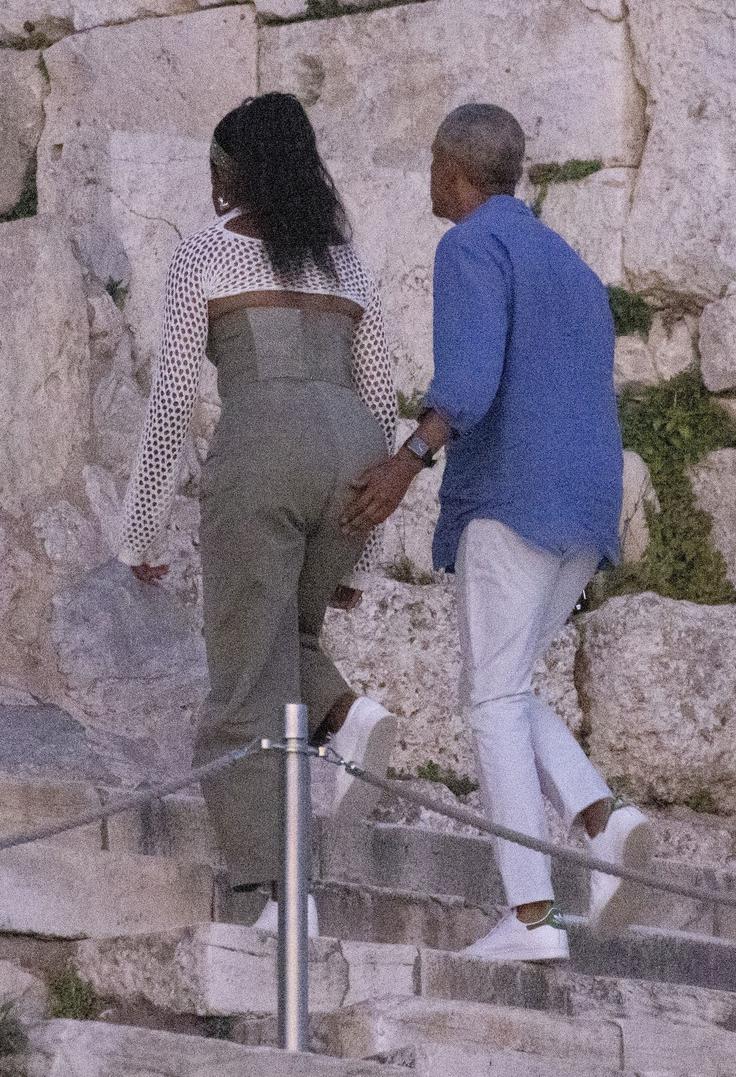 Barack je pomagal ženi Michelle. | Foto: Profimedia