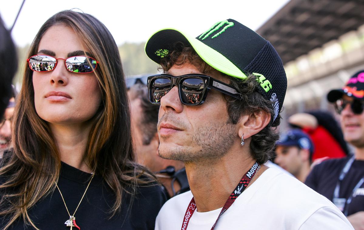 Valentino Rossi in Francesca Sofia Novello | Francesca in Valentino sta se spoznala leta 2018 na eni od dirk, leta 2022 pa sta se razveselila rojstva hčerke Giuliette. | Foto Guliverimage