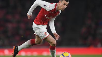 Arsenalov kapetan Koscielny zavrnil odhod na turnejo po ZDA