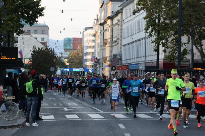 Maraton lj | Ljubljana je danes rezervirana za tekače. Dogajanje na Ljubljanskem maratonu na Sportalu spremljamo v živo. | Foto Bojan Puhek