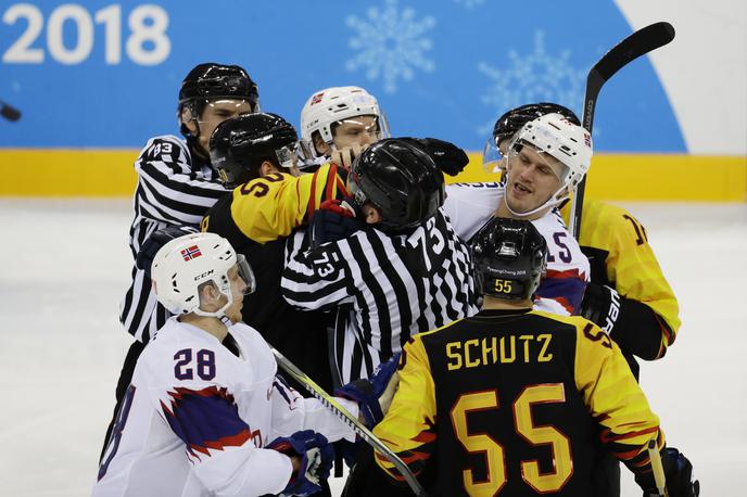 Norvežani Nemci hokej Pjongčang 2018 | Foto Reuters