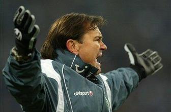 Olympiakos odpustil trenerja Lienena po izpadu