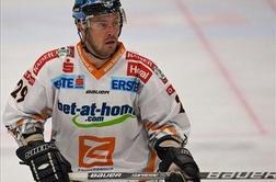 Pri podprvakih spet le manjše spremembe