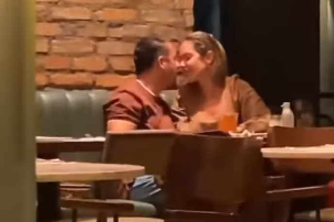 Umor | Machadova žena se je v restavraciji poljubljala z drugim moškim.  | Foto IG/periodicodeuna