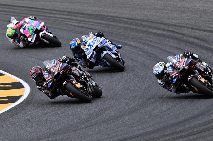 motoGP Muggelo Francesco Bagnaia Marc Marquez Ducati | Francesco Bagnaia je moral tudi na domači dirki priznati premoč Marca Marqueza. Ducati je bil ta konec tedna obarvan črno. | Foto Reuters