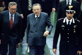 Umrl nekdanji italijanski premier Giulio Andreotti