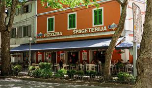 V znani izolski restavraciji izbruhnil požar