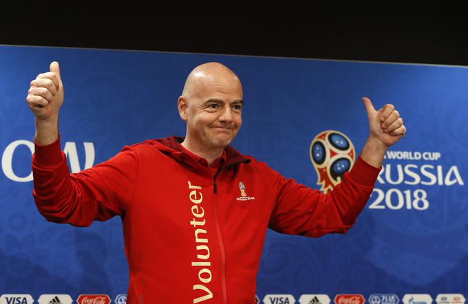 Gianno Infantino, ki je zelo zadovoljen z izpeljavo SP 2018 v Rusiji, je potrdil urnik SP 2022 v Katarju. | Foto: Reuters