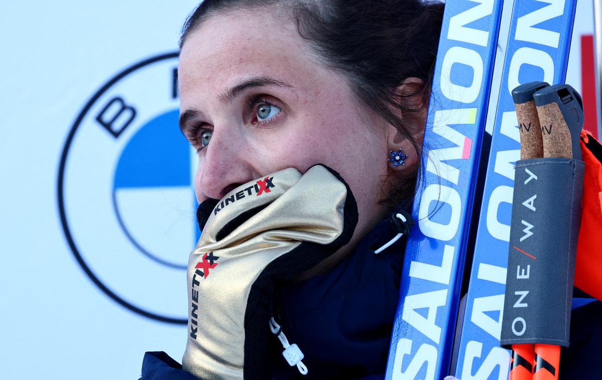 Julia Simon | Julia Simon je dolgo tajila dejanje, tudi sebe postavljala v vlogo žrtve in razlagala, kako so kartico zlorabili njej.  | Foto Reuters