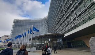 Bruselj Slovenijo poziva k okrepitvi gospodarske konkurenčnosti