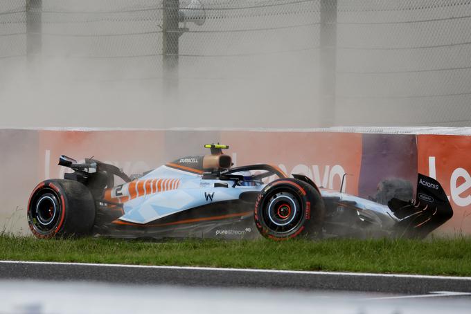 Logan Sargeant je znova razbil svoj Williamsov dirkalnik. Težko bo dobil novo pogodbo. | Foto: Reuters