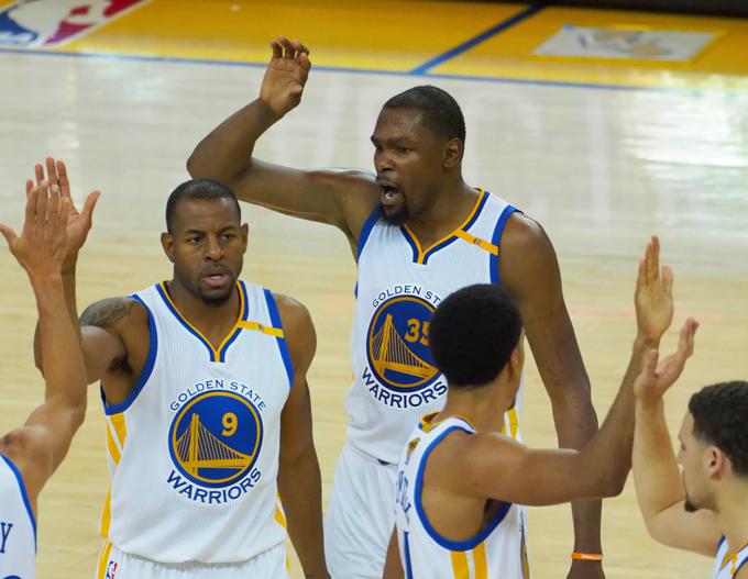 Bodo Golden State Warriors zapravili vodstvo 3:0 v zmagah? | Foto: Reuters