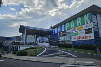 Europark v Mariboru praznuje 25 let: našteli so že skoraj 160 milijonov obiskovalcev