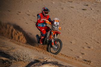 Mulec že med najboljšimi, Marčič si je poškodoval koleno #video