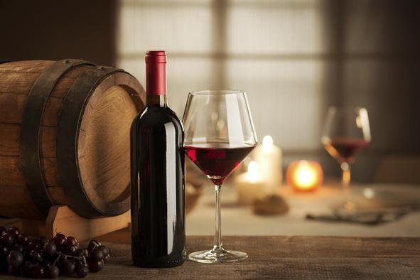 Novembra slavijo vino, film, knjige in hudički