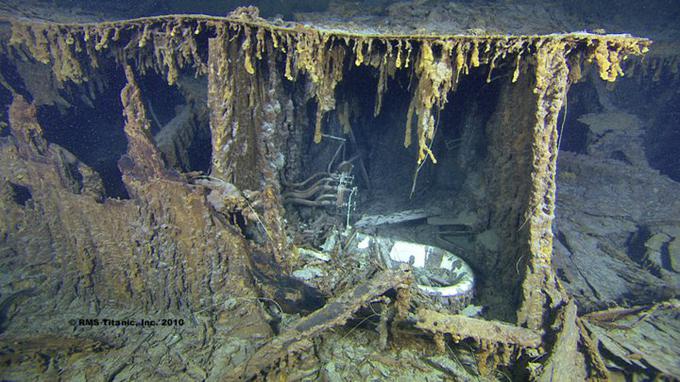Priljubljena kapitanova kopalnica se je sesula v prah.  | Foto: encyclopedia-titanica.org