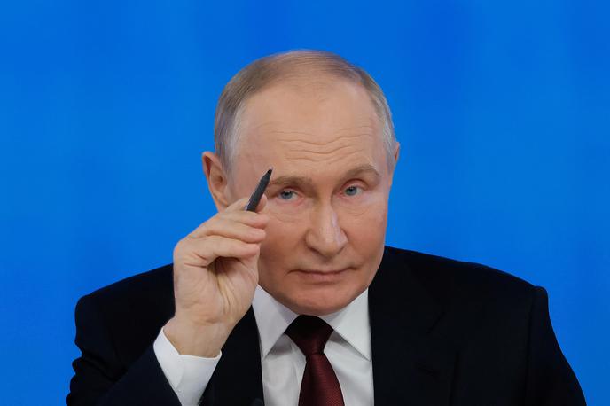 Vladimir Putin | Vladimir Putin je sicer lani podpisal podobno pogodbo s Severno Korejo in s tem okrepil zavezništvo s Pjongčangom.  | Foto Reuters