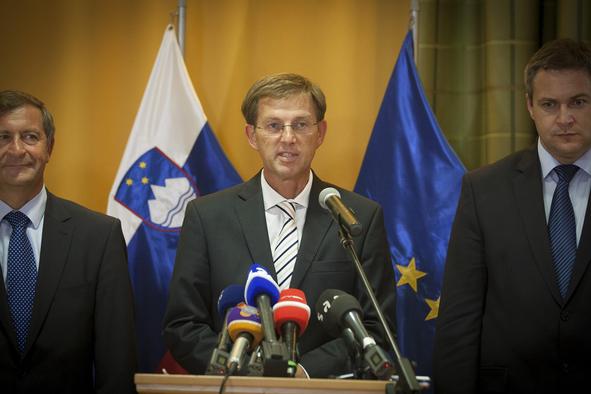 SMC ni uspelo. Nad podjetjem za gozdove bo bdela vlada.