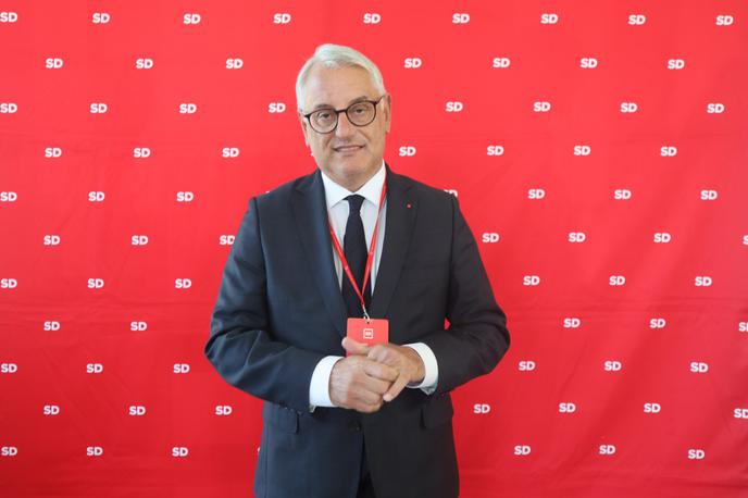 Matjaž Han | Matjaž Han je napovedal, da bo predsednikom drugih strank poslal pismo, s katerim jih bo pozval k pogovoru brez kamer o ključnih vprašanjih za državo, med katerimi je izpostavil javno šolstvo.  | Foto STA