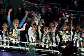 Newcastle prek Liverpoola na Wembleyju do prve lovorike po 70 letih