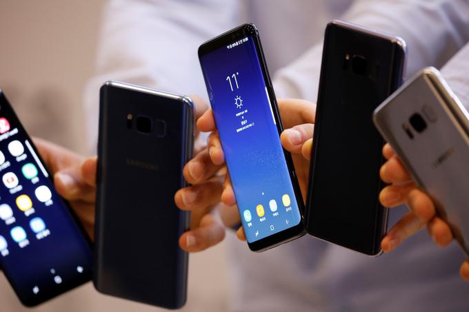 Pametni telefon Samsung Galaxy S8 | Foto: Reuters
