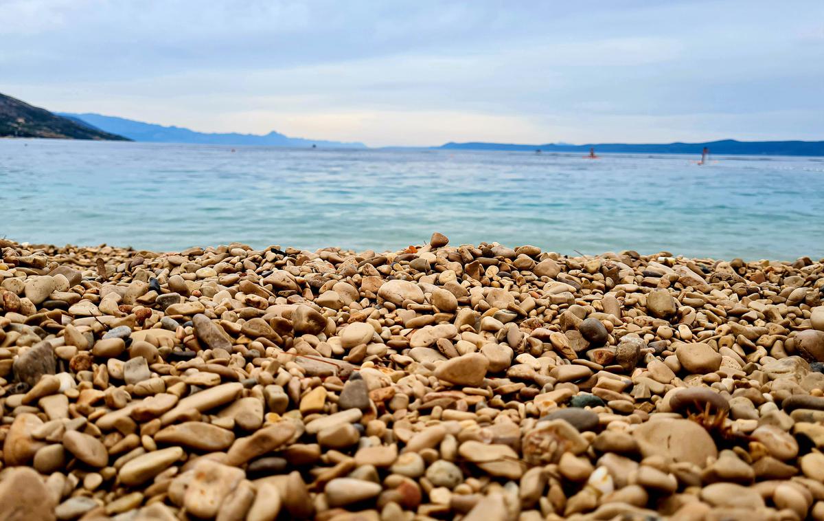 Sukošan, morje, plaža | Na plaži v Zadru preiskujejo morebiten pojav rotavirusa. | Foto Shutterstock