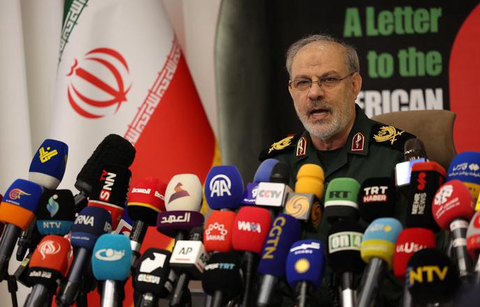 "Svet bo osupel": Iran se pripravlja na novo vojno z ZDA, v nevarnosti bi bila lahko tudi Evropa