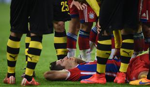 Konec sezone za Robbna, Lewandowski ima zlomljen nos in čeljust (video)