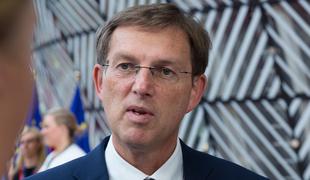 Cerar svetovnim voditeljem predlagal ustanovitev nove ustanove v Sloveniji