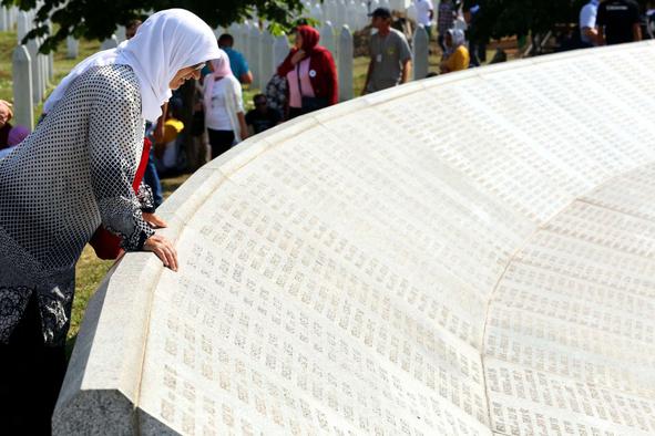 V Srebrenici so se spomnili žrtev genocida pred 26 leti