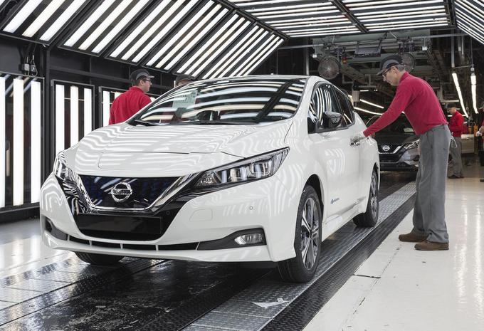 Na avtomobilski trg letos vstopajo pomembni velikoserijski električni avtomobili. Nissan je v Evropi dobil že deset tisoč naročil za novega leafa, ki ga bodo najprej začeli dobavljati prav Norvežanom. | Foto: Nissan